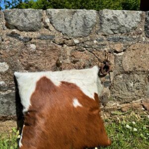 Golden Guernsey Cowhide 40x40 Cushion Interior Furnishings By Guernsey Treasures